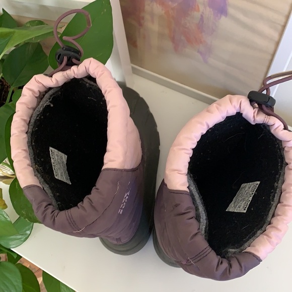 Sorel Snow Otter Boots, super warm, size 6 - Picture 8 of 8